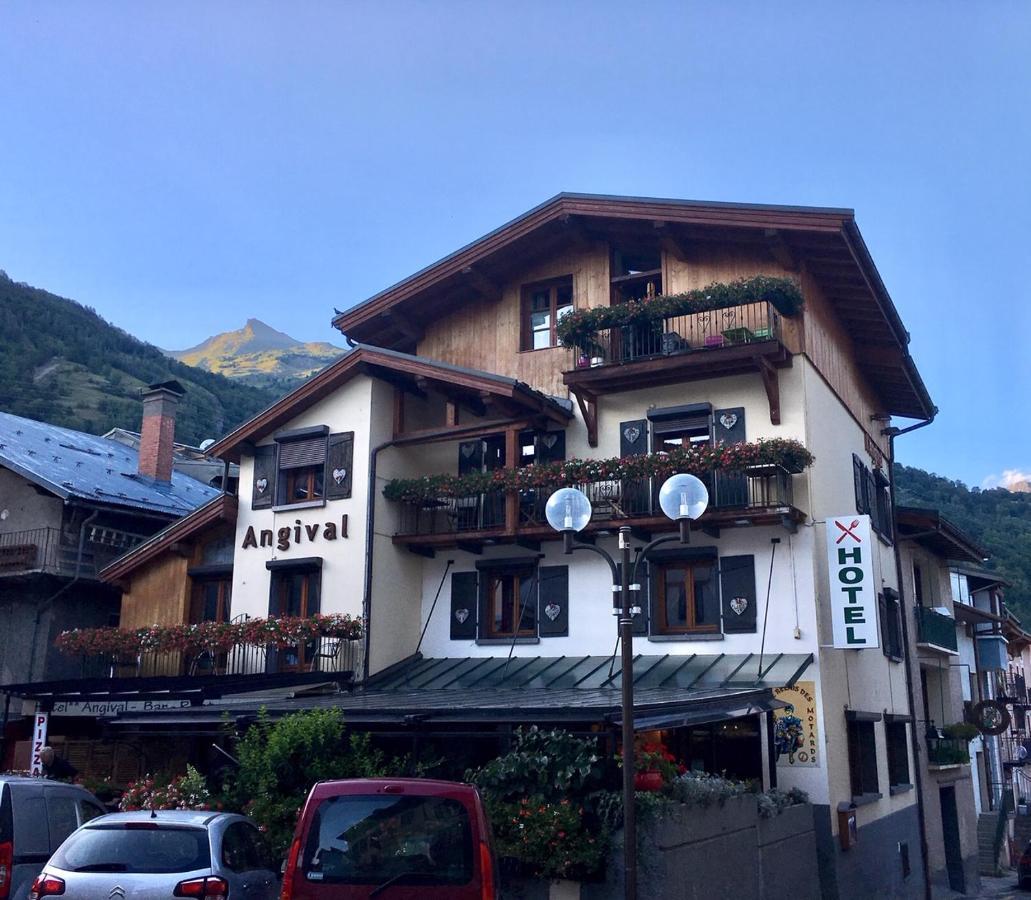 Hotel Restaurant Angival - Chambres Et Appartement Bourg-Saint-Maurice Esterno foto